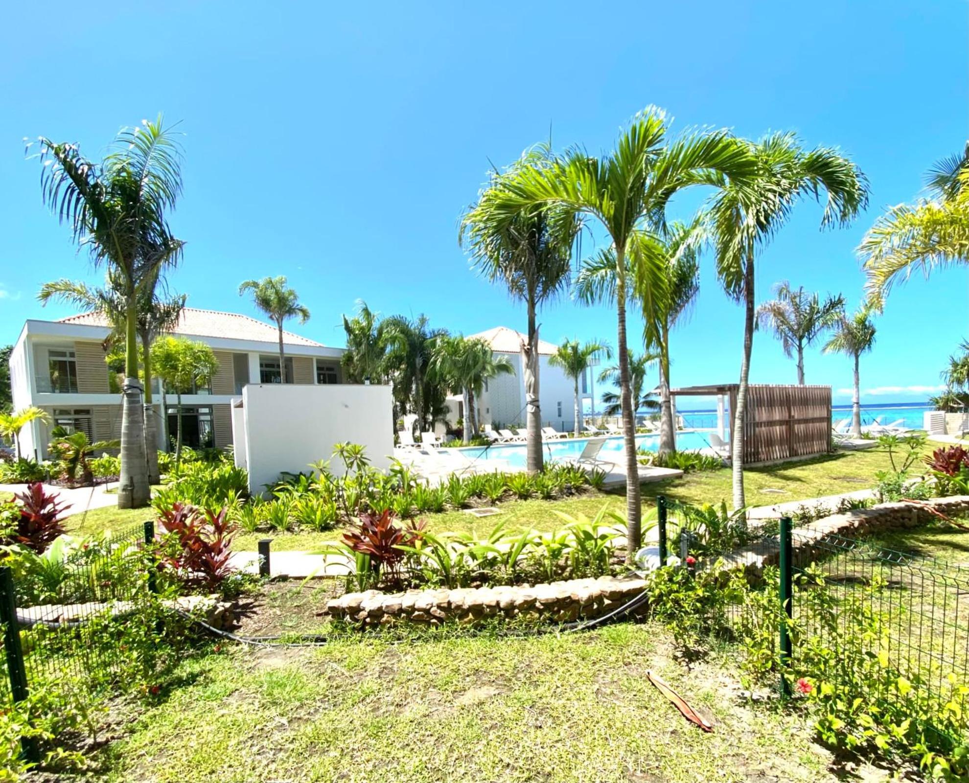 Gaia Lodge Seaside Paea Bagian luar foto